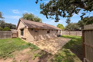 10942 Collingswood Dr, La Porte, TX 77571 - Photo 5