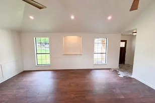 10942 Collingswood Dr, La Porte, TX 77571 - Photo 3
