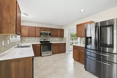 7235 Battle Hills Drive, Houston, TX 77040 - Photo 7