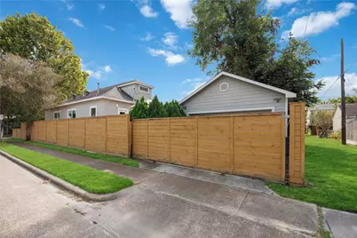 711 Walton Street, Houston, TX 77009 - Photo 3