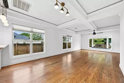 711 Walton Street, Houston, TX 77009 - Photo 9