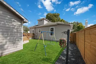 711 Walton St, Houston, TX 77009 - Photo 41