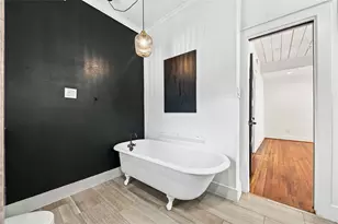 711 Walton St, Houston, TX 77009 - Photo 27