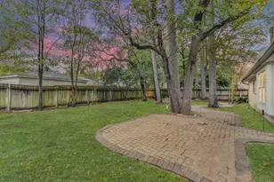 9718 John Bank Dr, Spring, TX 77379 - Photo 33