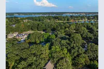 13210 Crest Drive, Willis, TX 77318 - Photo 43