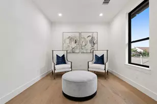 2325 Wroxton Rd, Houston, TX 77005 - Photo 19