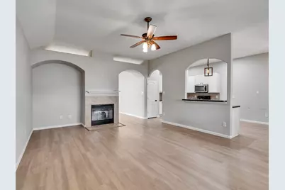 2310 Highland Crossing Drive, Conroe, TX 77304 - Photo 11