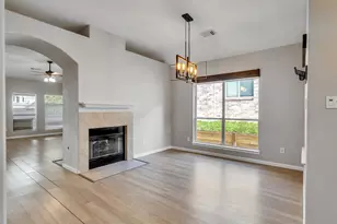 2310 Highland Crossing Dr, Conroe, TX 77304 - Photo 9