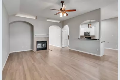 2310 Highland Crossing Drive, Conroe, TX 77304 - Photo 11