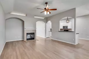 2310 Highland Crossing Dr, Conroe, TX 77304 - Photo 11