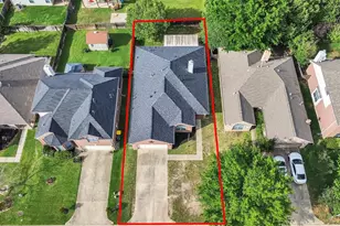 2310 Highland Crossing Dr, Conroe, TX 77304 - Photo 5