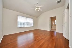 16615 Great Oaks Glen Dr, Houston, TX 77083 - Photo 21