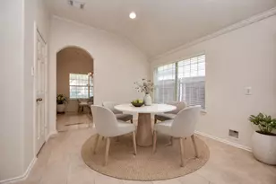 16615 Great Oaks Glen Dr, Houston, TX 77083 - Photo 11