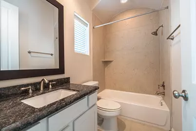 1027 Saint Charles Street, Houston, TX 77003 - Photo 19