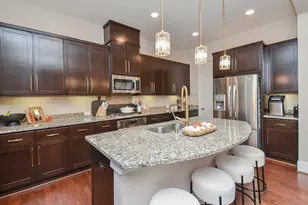 934 W 24th St, Houston, TX 77008 - Photo 13