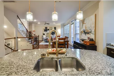 934 W 24th Street, Houston, TX 77008 - Photo 7