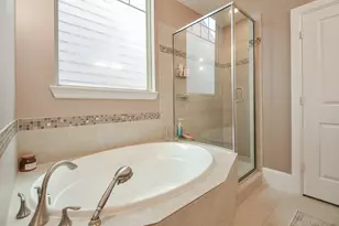 934 W 24th St, Houston, TX 77008 - Photo 27