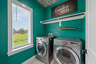 6476 T C Jester Blvd, Houston, TX 77091 - Photo 23