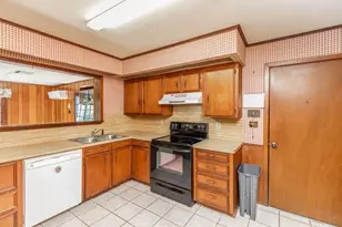 1035 Palermo Dr, Beaumont, TX 77705 - Photo 7
