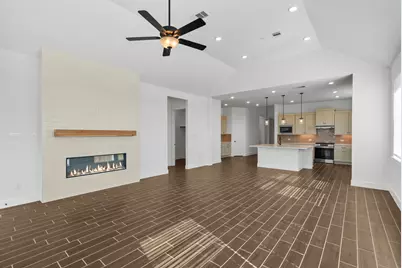 12011 Canal View Boulevard, Baytown, TX 77523 - Photo 31