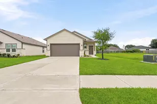 1230 Point Lookout Dr, Dayton, TX 77535 - Photo 1