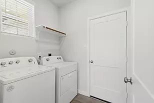 1230 Point Lookout Dr, Dayton, TX 77535 - Photo 17