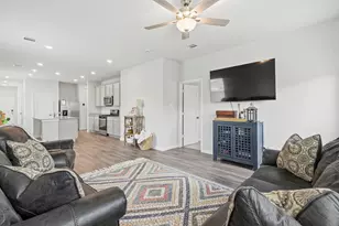 1230 Point Lookout Dr, Dayton, TX 77535 - Photo 9