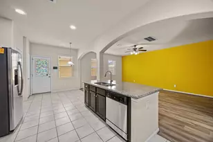 7223 Pavilion Dr, Houston, TX 77083 - Photo 5