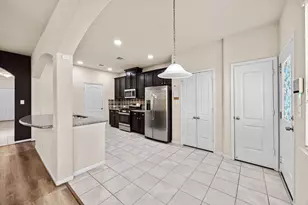 7223 Pavilion Dr, Houston, TX 77083 - Photo 3