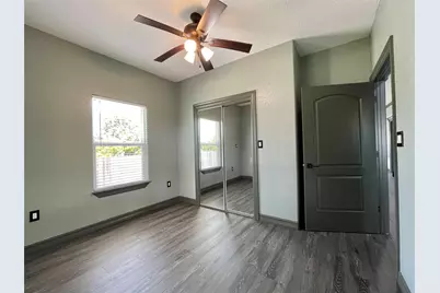 517 S Avenue G, Freeport, TX 77541 - Photo 19