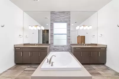 11506 Royal Tower Place, Houston, TX 77082 - Photo 23