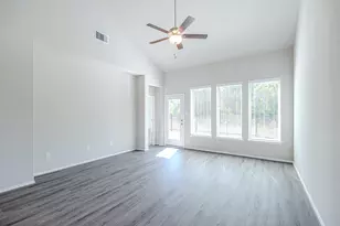 263 Navasota Narrows Wy, Conroe, TX 77304 - Photo 17