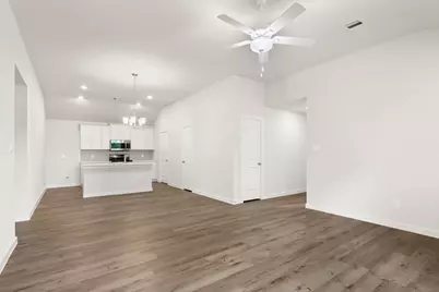 176 Road 5102L, Cleveland, TX 77327 - Photo 7