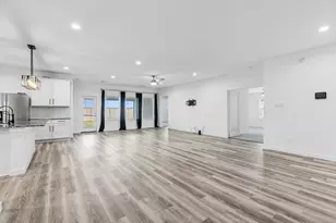 31514 Avebury Lake Ln, Fulshear, TX 77441 - Photo 3