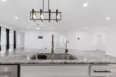 31514 Avebury Lake Lane, Fulshear, TX 77441 - Photo 9