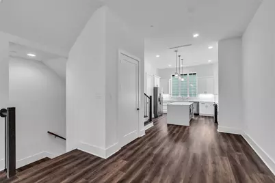 2716 Baldwin Street, Houston, TX 77006 - Photo 9