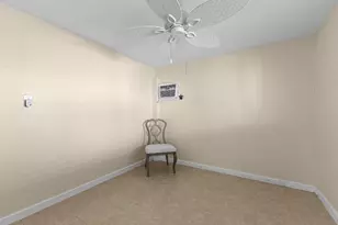 66 Tarpon St, Bayou Vista, TX 77563 - Photo 7