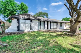 12335 Buckland Ln, Houston, TX 77039 - Photo 3