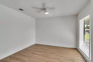 12335 Buckland Ln, Houston, TX 77039 - Photo 11