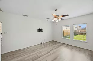9431 Parsley Path Ln, Houston, TX 77064 - Photo 7