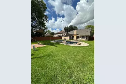 16715 Parliament Drive, Houston, TX 77083 - Photo 23