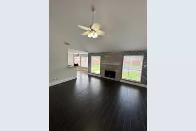 16715 Parliament Drive, Houston, TX 77083 - Photo 5