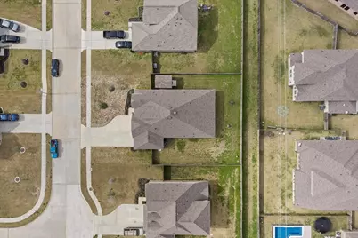 7111 Hillside Avenue, Mont Belvieu, TX 77523 - Photo 47