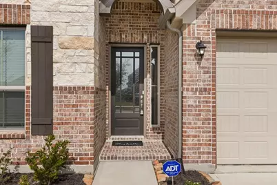 7111 Hillside Avenue, Mont Belvieu, TX 77523 - Photo 5