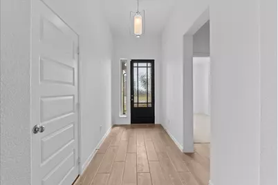 7111 Hillside Avenue, Mont Belvieu, TX 77523 - Photo 7