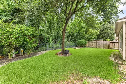 12818 Bridle Springs Lane, Houston, TX 77044 - Photo 33
