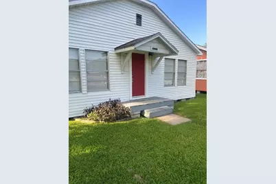 704 15th Avenue N #A, Texas City, TX 77590 - Photo 3