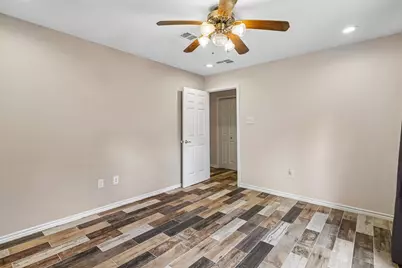 1109 Winding Way Drive, Friendswood, TX 77546 - Photo 17