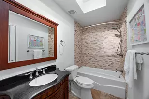 252 Sugar Berry Cir, Houston, TX 77024 - Photo 39