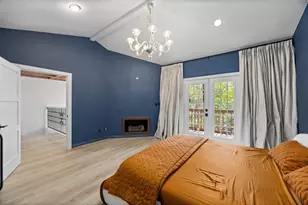 252 Sugar Berry Cir, Houston, TX 77024 - Photo 29